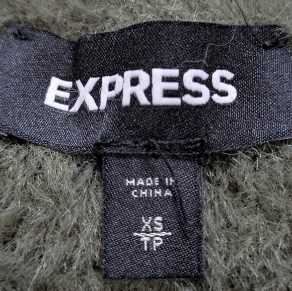 ✨3/$15 Express Green Feather Eyelash Fuzzy Long Sleeve Sweater XS - Picture 7 of 9